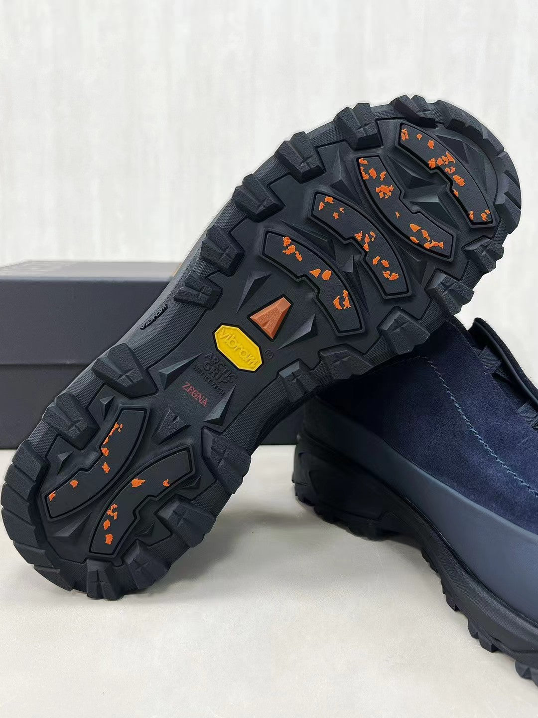 Herren Slip-On Sneaker aus Veloursleder in Navyblau