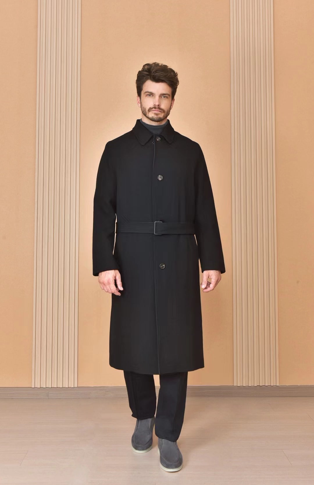 Loro Piana Mantel in Schwarz – Eleganter Langer Wintermantel