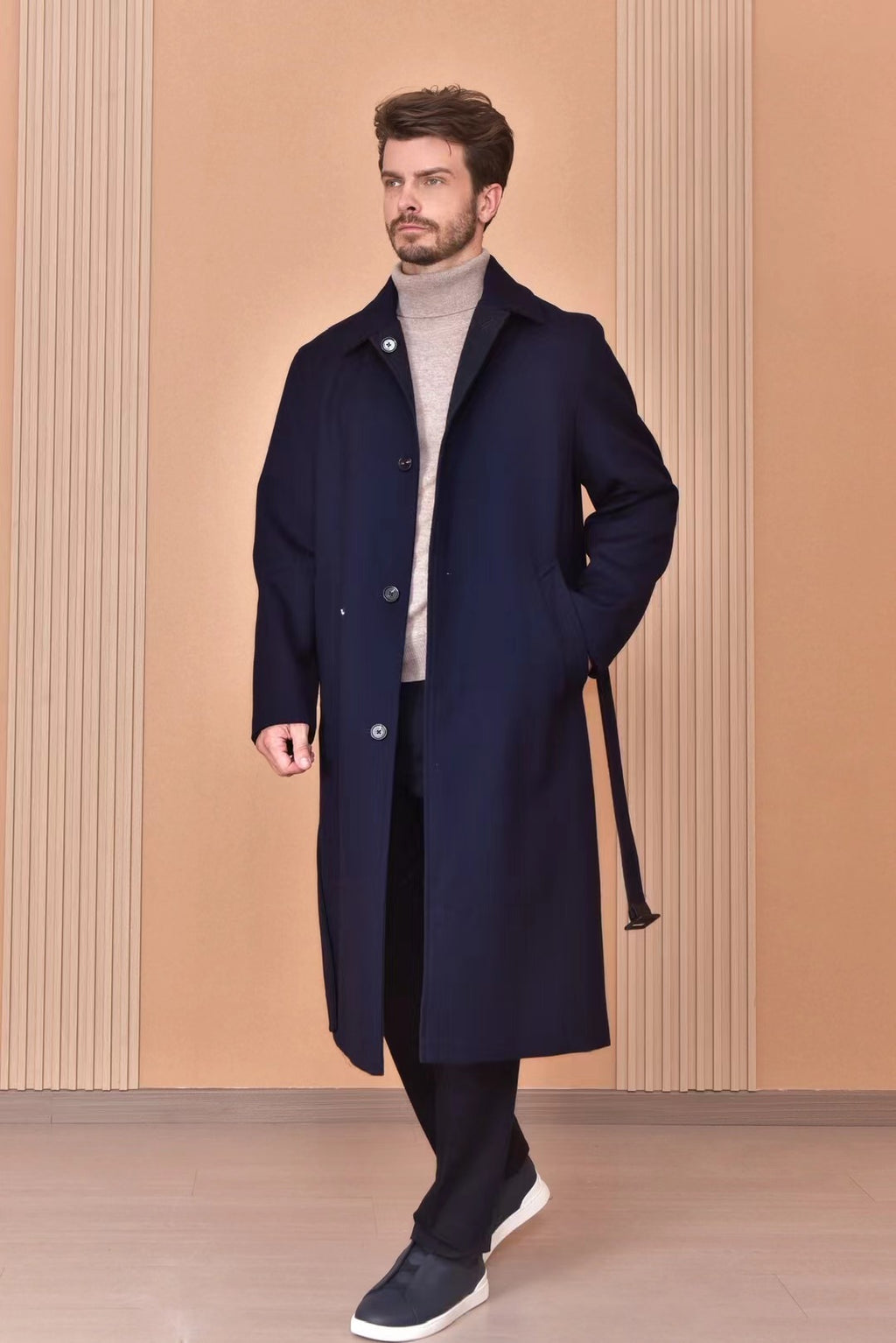 Loro Piana Mantel in Dunkelblau – Eleganter Woll-Look