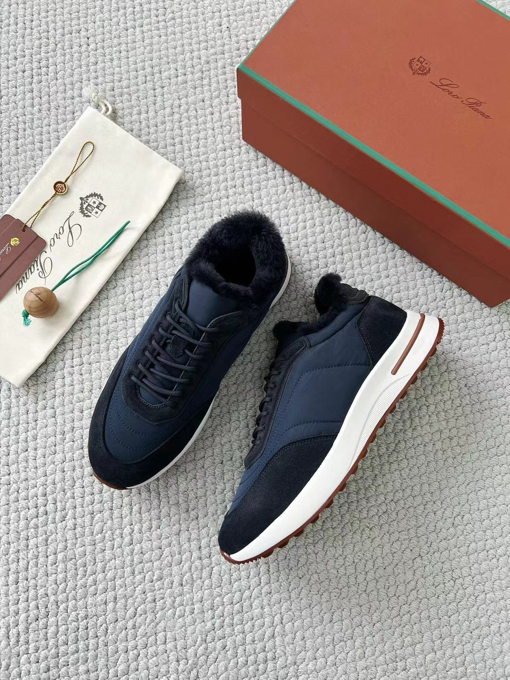 Loro Piana – Sneaker aus Wildleder und Stoff mit Kaschmirfutter in Dunkelblau Herren