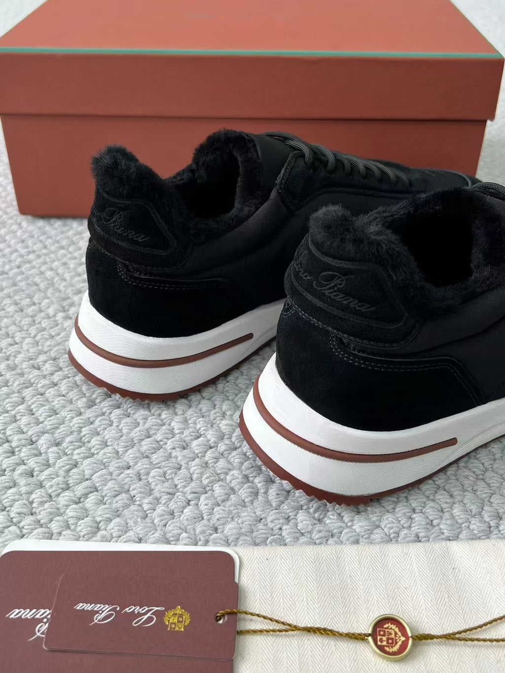 Lord Simon – Sneaker aus Leder in Schwarz mit weisser Sohle Herren