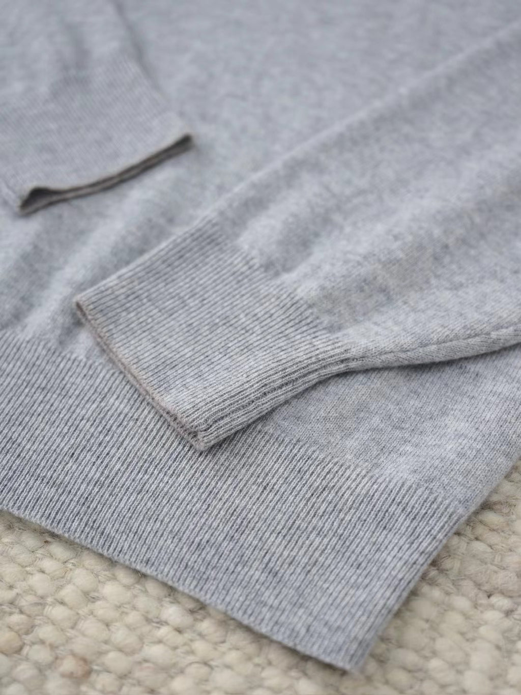 Stefano Ricci – Langarm-Polo-Pullover aus Kaschmir in Hellgrau Herren