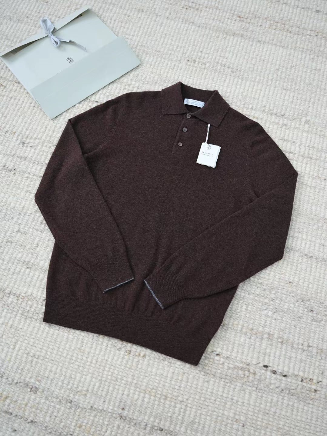 John Smedley – Langarm-Polo-Pullover aus Merinowolle in Dunkelbraun Herren