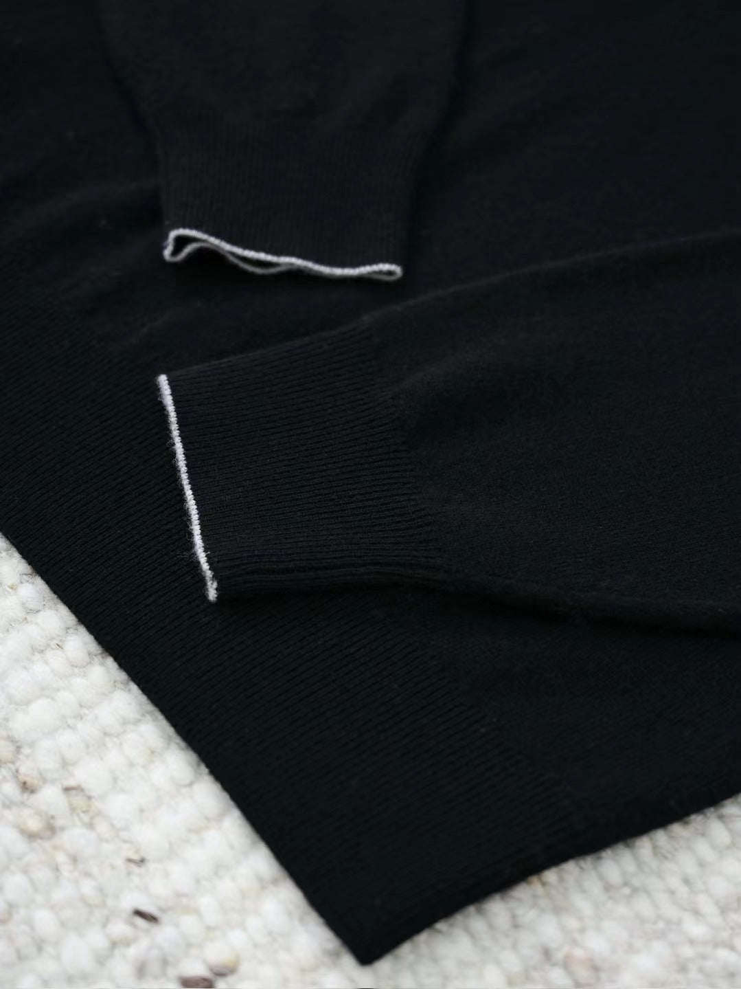 John Smedley – Langarm-Polo-Shirt aus Merinowolle in Schwarz Herren