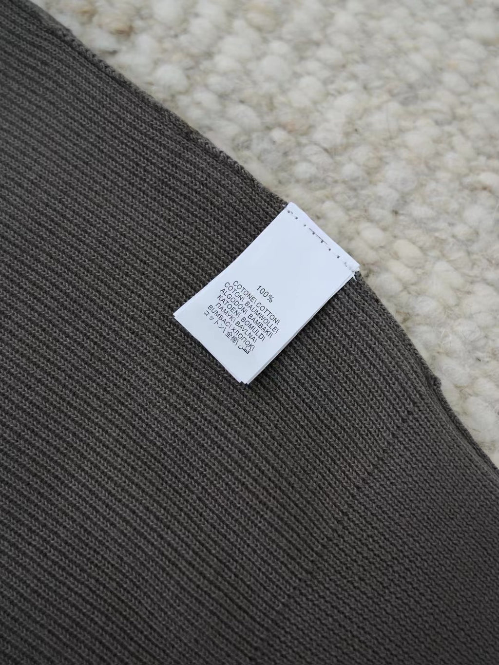 Brunello Cucinelli – Quarter-Zip-Pullover aus gerippter Wolle in Dunkelbraun Herren