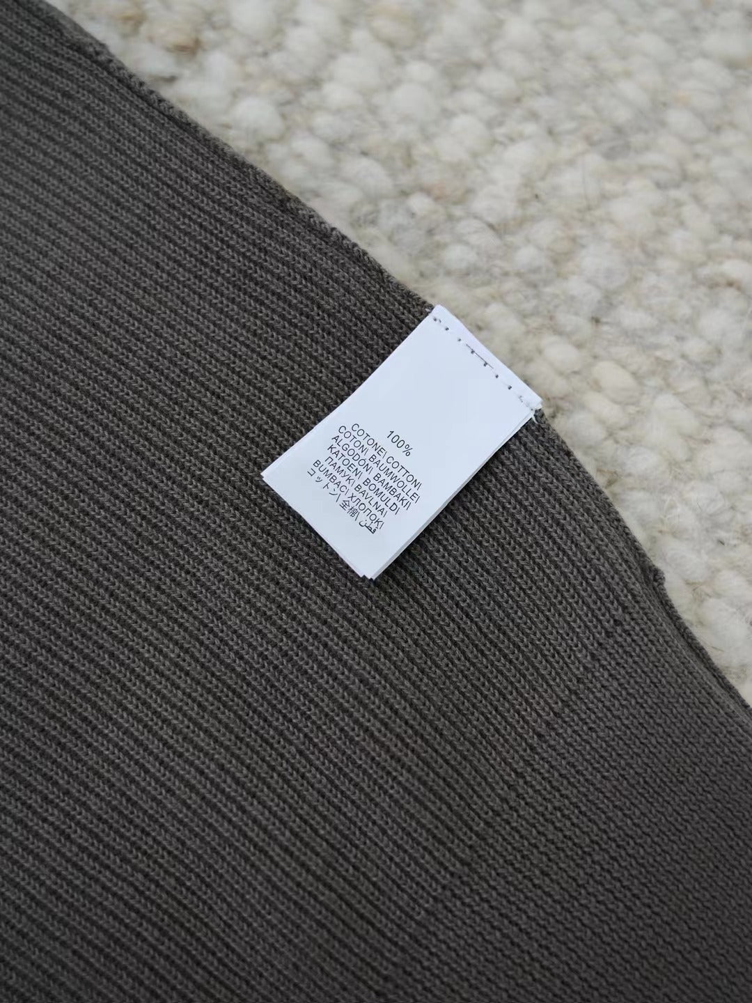 Brunello Cucinelli – Quarter-Zip-Pullover aus gerippter Wolle in Dunkelbraun Herren