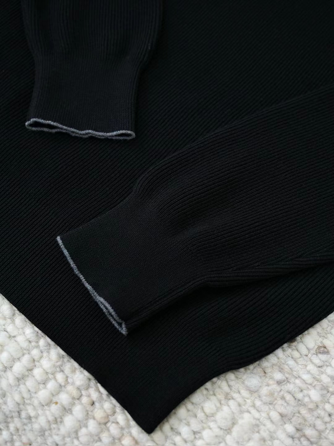 Brunello Cucinelli – Gerippter Half-Zip-Pullover in Schwarz Herren