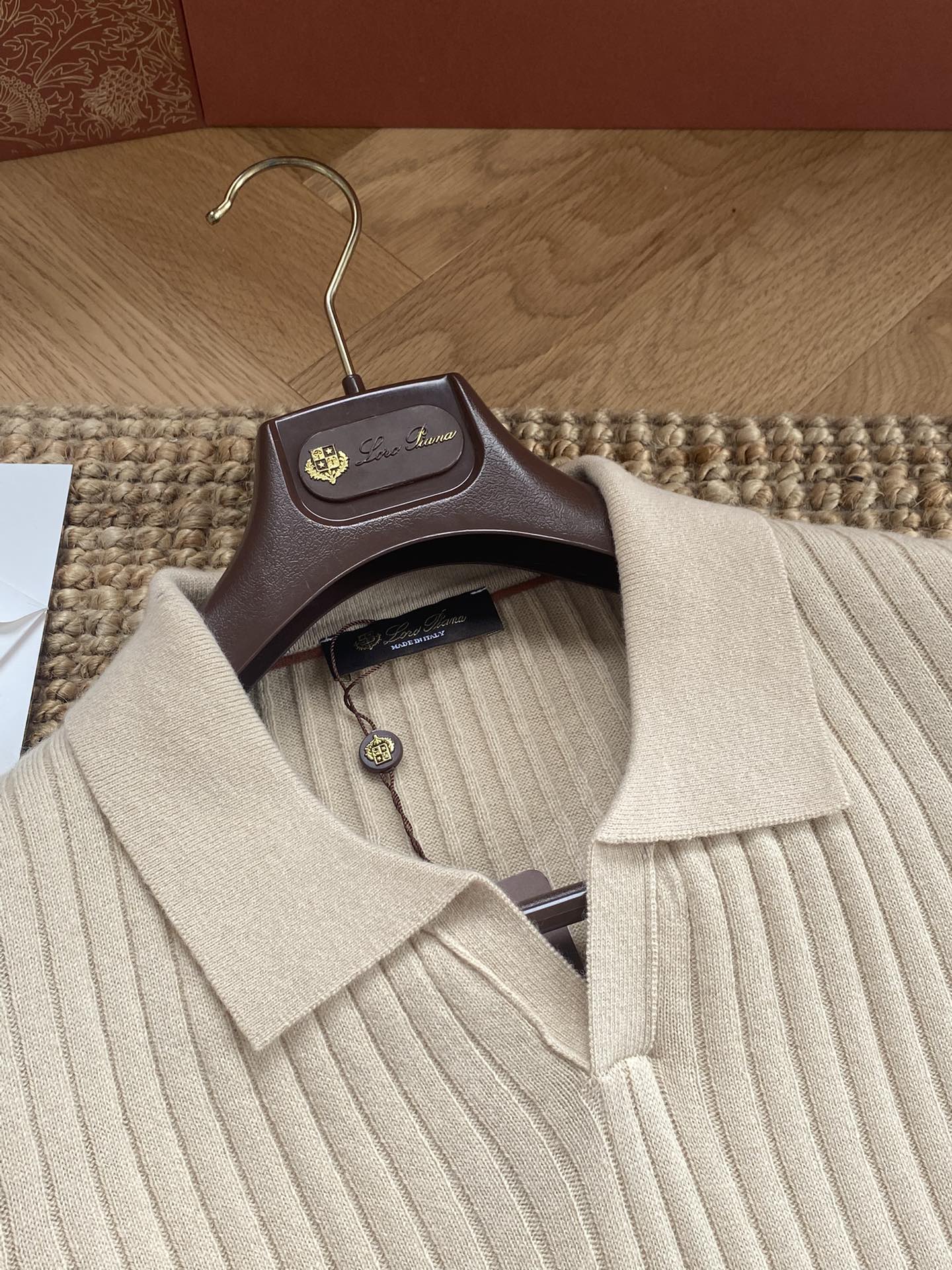 Lora Piana Polo-Strickpullover Beige – Premium Rippenstrick Weicher Longsleeve