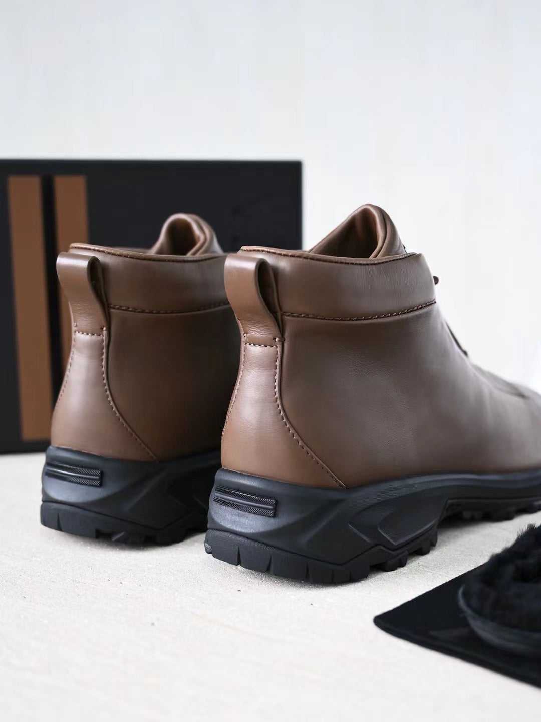Zegna – Premium Leder Boots in Braun mit robuster Profilsohle