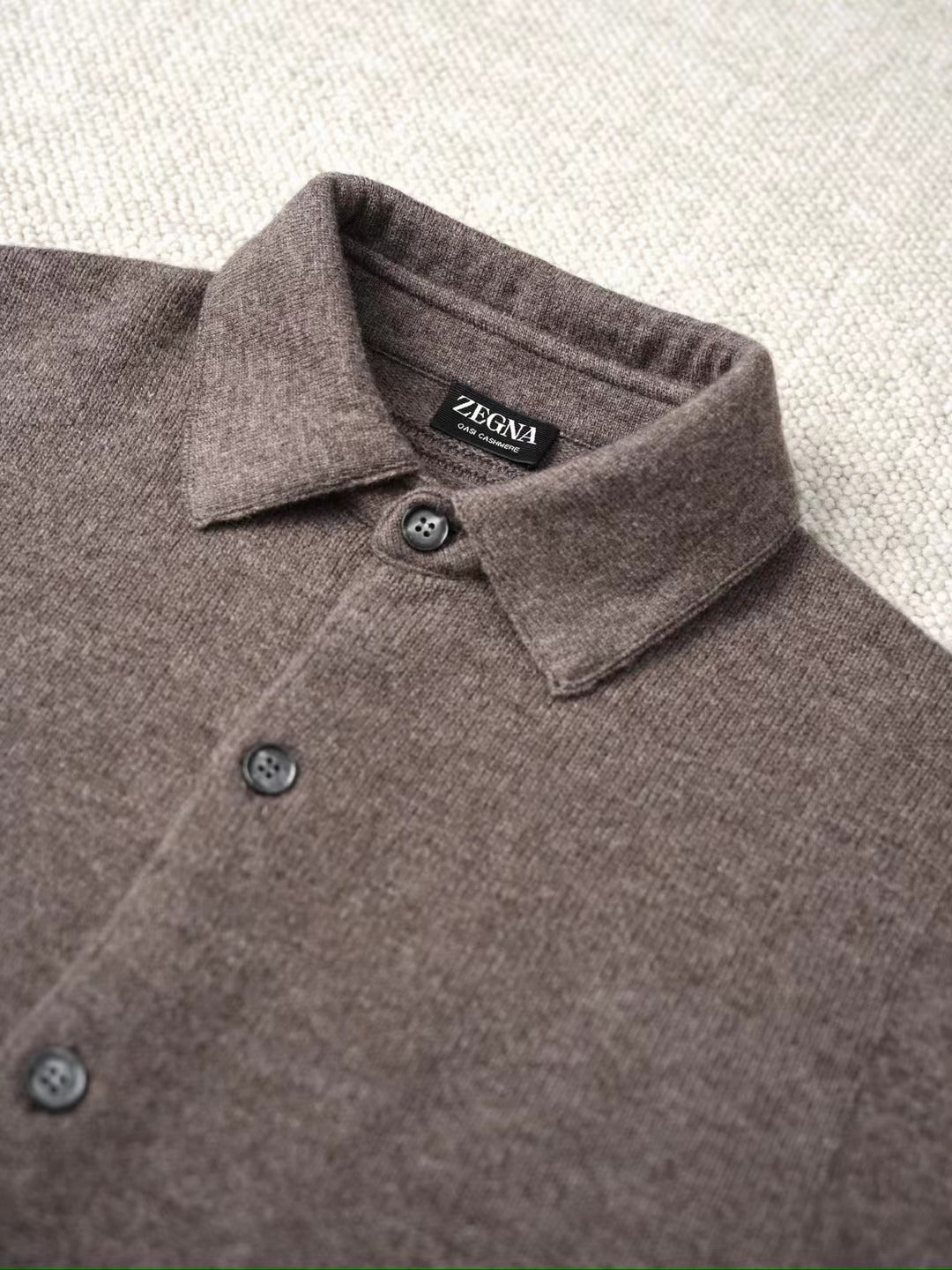 ZEGNA Herrenhemd in Braun-Grau – Klassisches Langarmhemd mit Knopfleiste