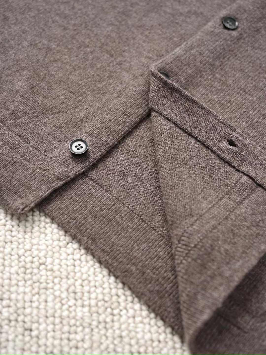 ZEGNA Herrenhemd in Braun-Grau – Klassisches Langarmhemd mit Knopfleiste
