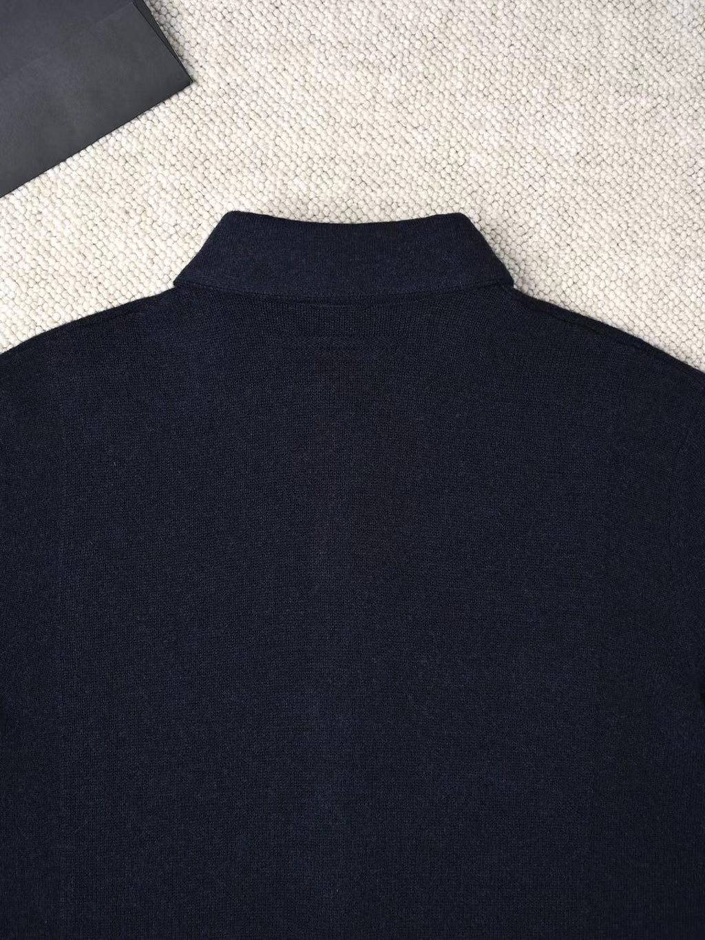 ZEGNA Dunkelblaues Herrenhemd mit Knopfleiste – Klassisches Langarmhemd für Alltag & Freizeit
