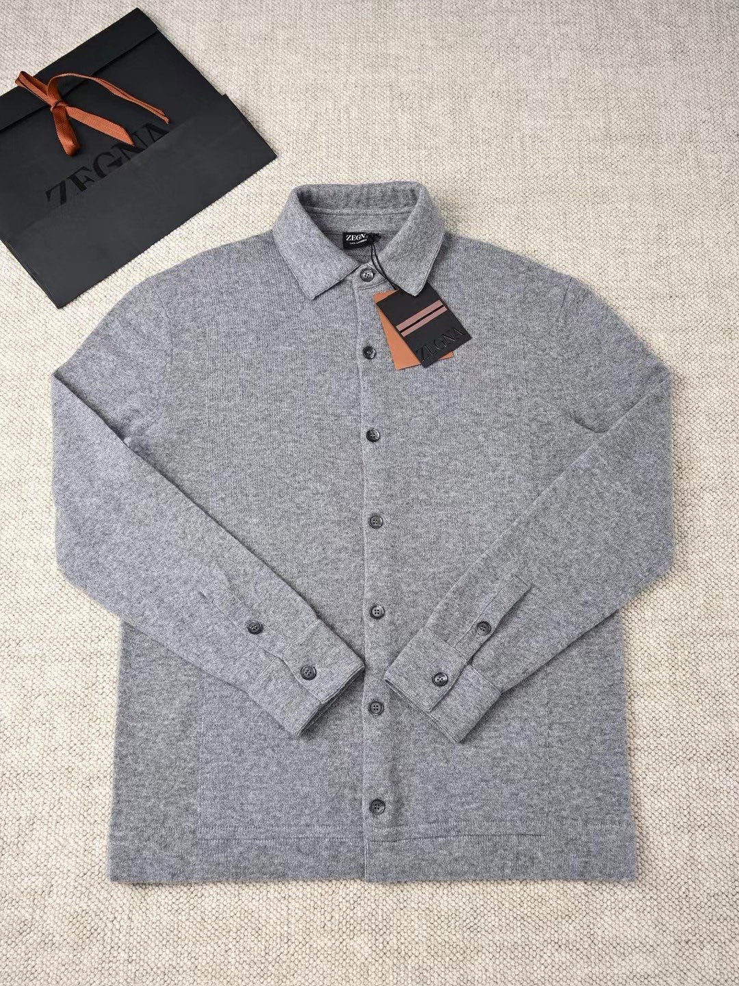 ZEGNA Graues Herrenhemd mit Knopfleiste – Elegantes Langarmhemd für Alltag & Freizeit