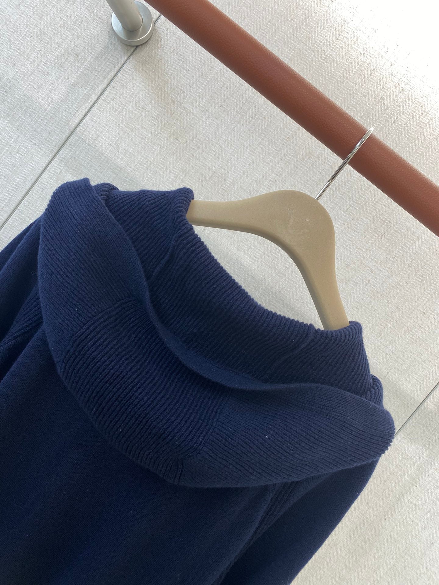 Loro Piana Herren Hoodie-Strickjacke Dunkelblau – Luxuriöse Kapuzenjacke