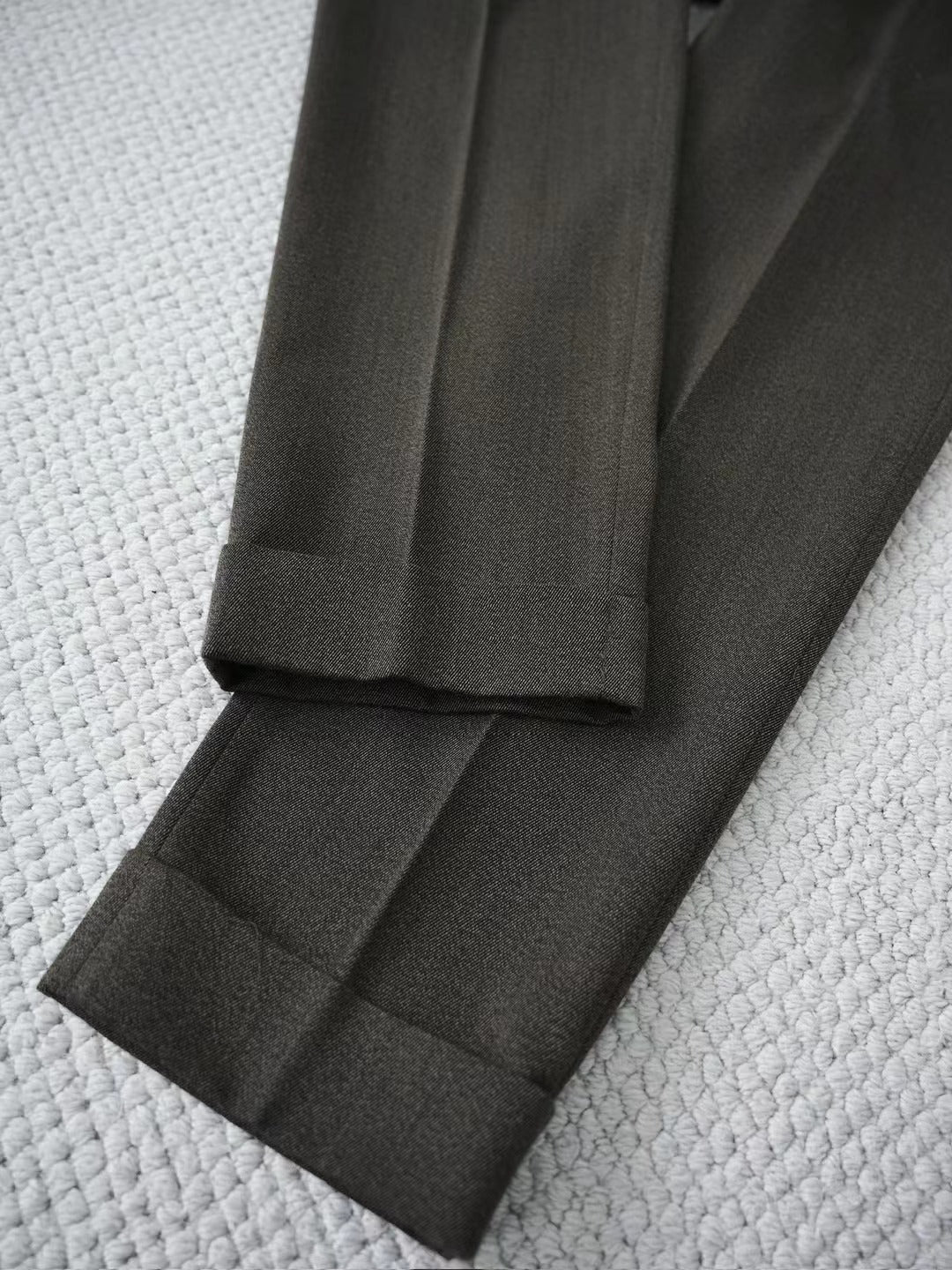 Loro Piana Elegante Herren Hose in Dunkelbraun – Premium-Stretch & edler Woll-Look