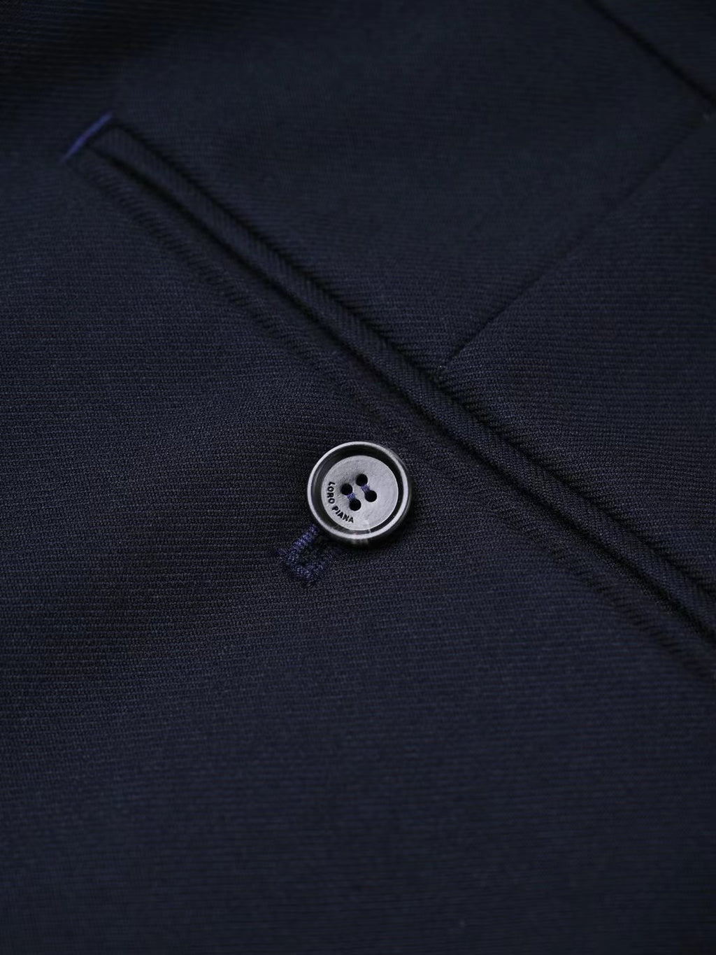 Loro Piana Elegante Herren Hose in Dunkelblau – Premium-Stretch, Business & Casual