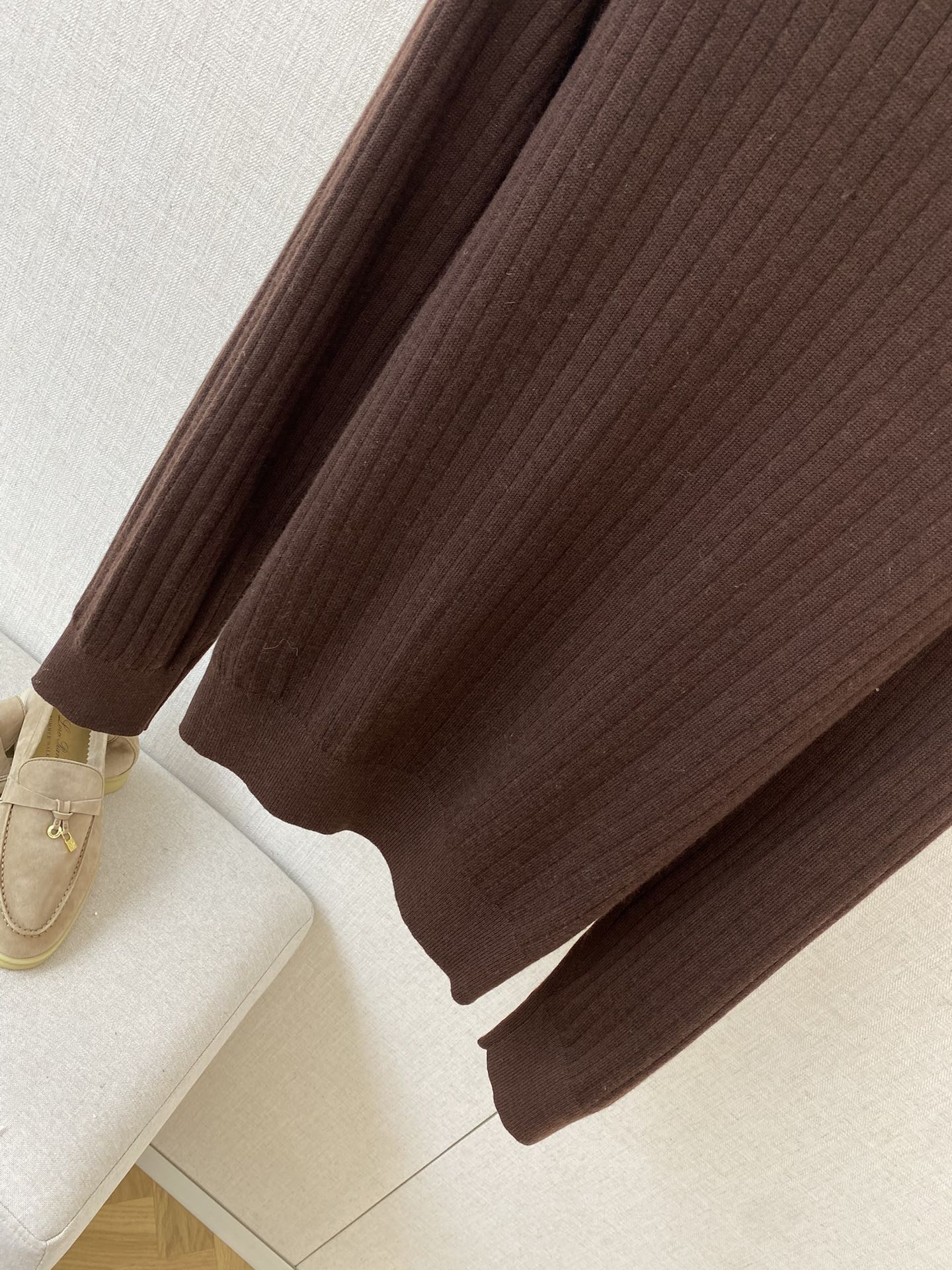 Lora Piana Strickpullover Dunkelbraun – Feinstrick Polo-Pullover