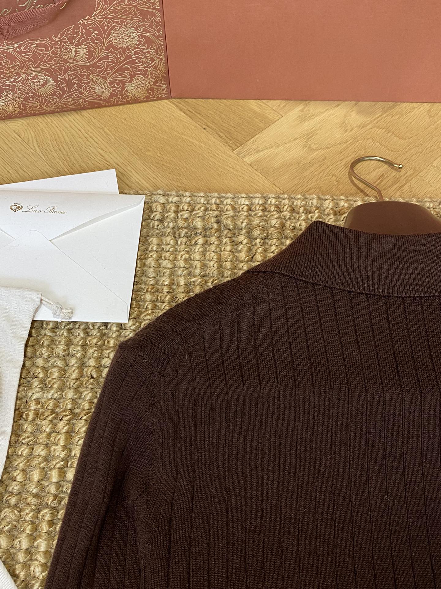 Lora Piana Strickpullover Dunkelbraun – Feinstrick Polo-Pullover