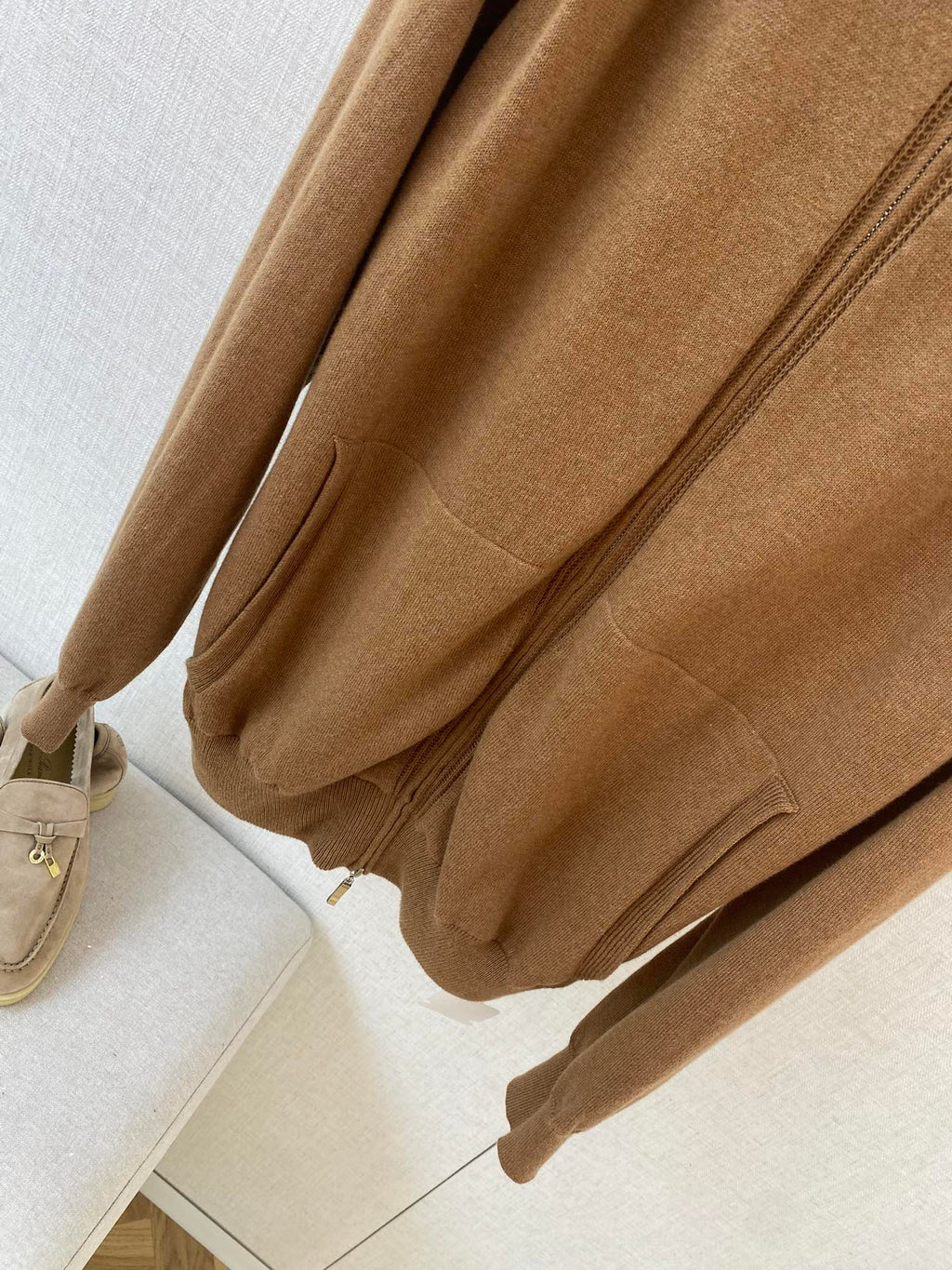 Lora Piana Strick Hoodie Jacke Braun – Premium Zip Cardigan mit Kapuze