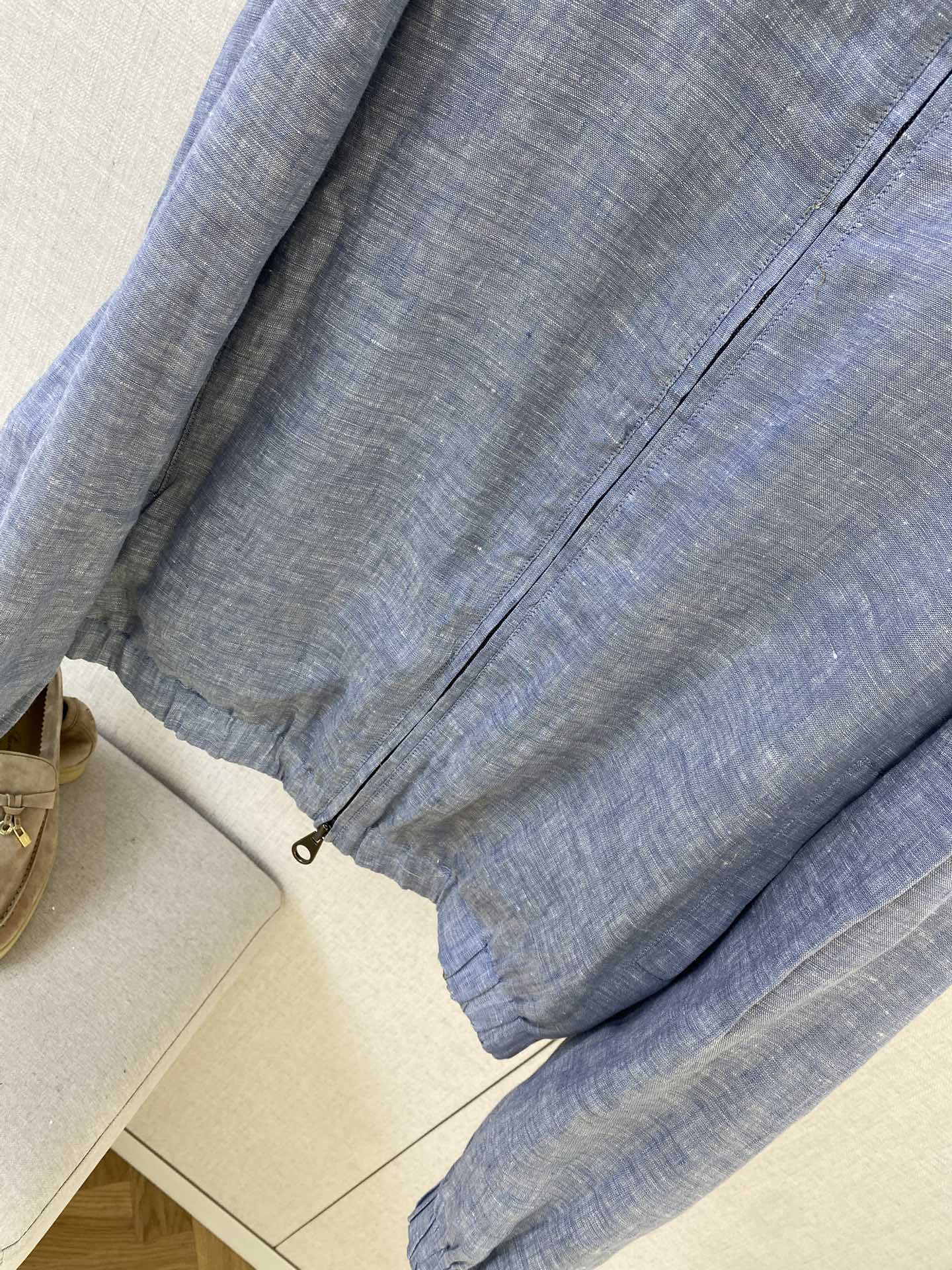 Lora Piana Leinenjacke mit Stehkragen – Leichte Sommerjacke in Beige oder Hellblau