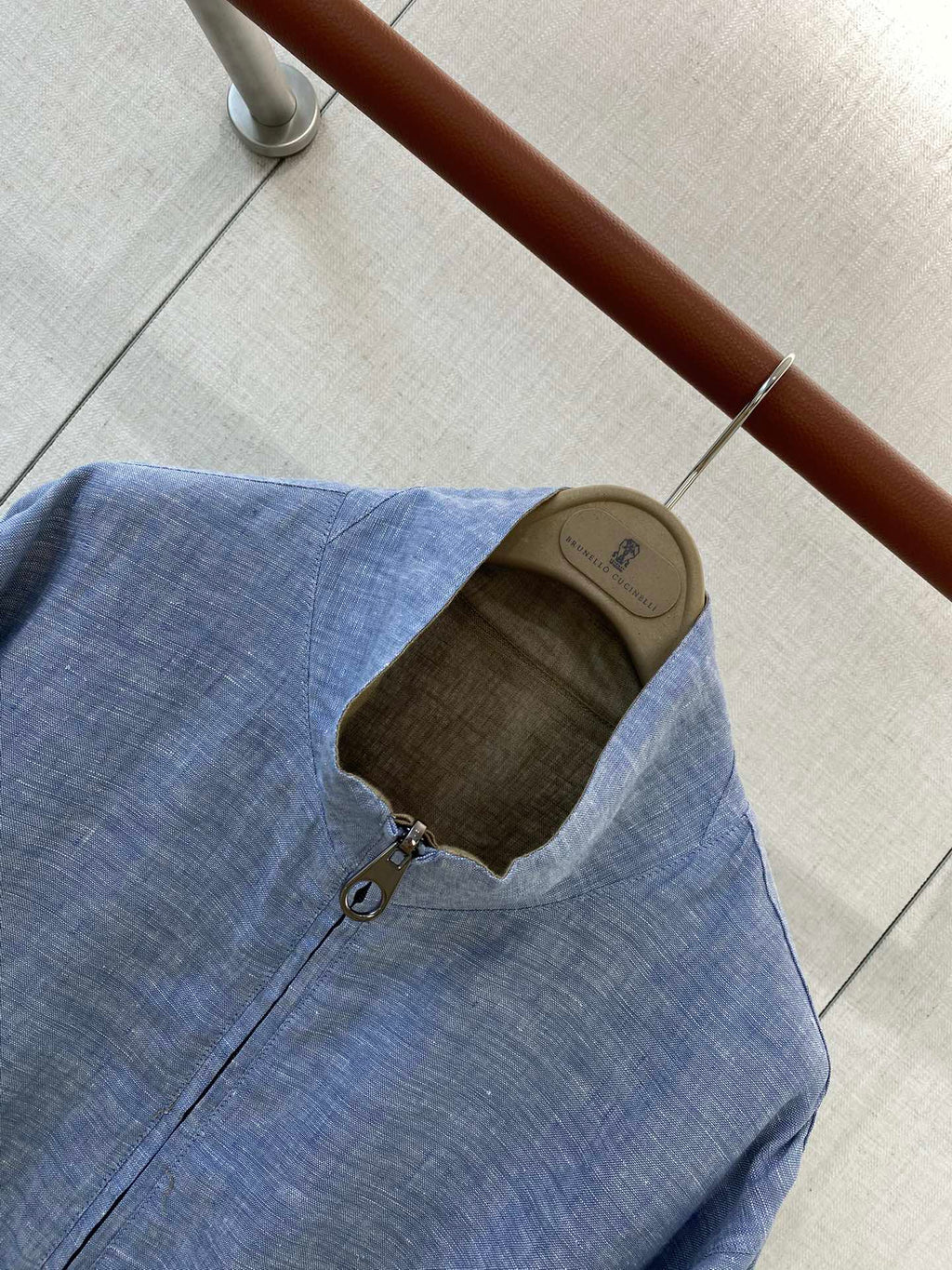 Lora Piana Leinenjacke mit Stehkragen – Leichte Sommerjacke in Beige oder Hellblau