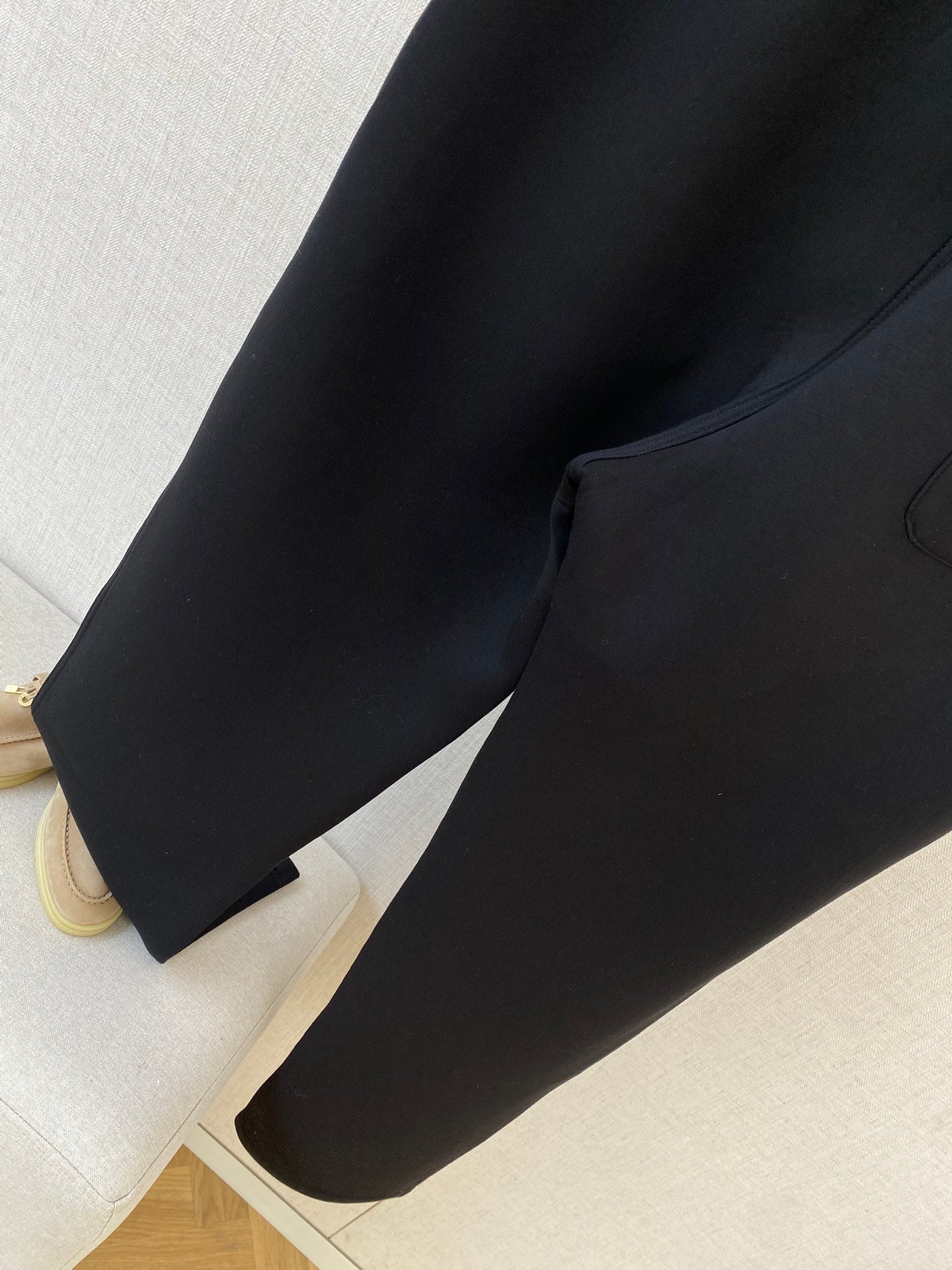 Lora Piana Sweatpants in Schwarz – Minimalistische Jogpants mit elastischem