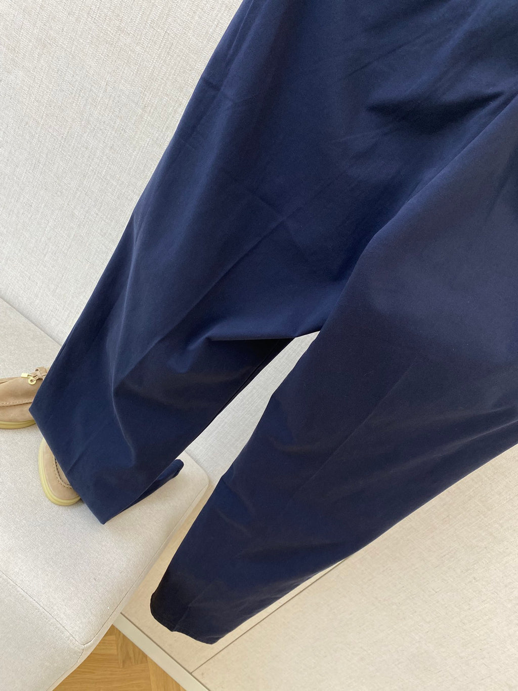 Lora Piana Chinohose in Navy-Blau – Klassische, leichte Baumwollhose