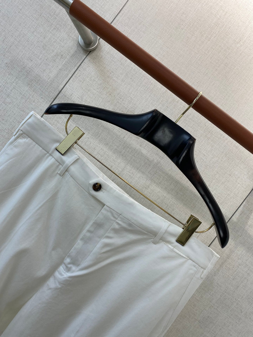Lora Piana Chinohose in Weiß – Elegante, leichte Baumwollhose für Sommer