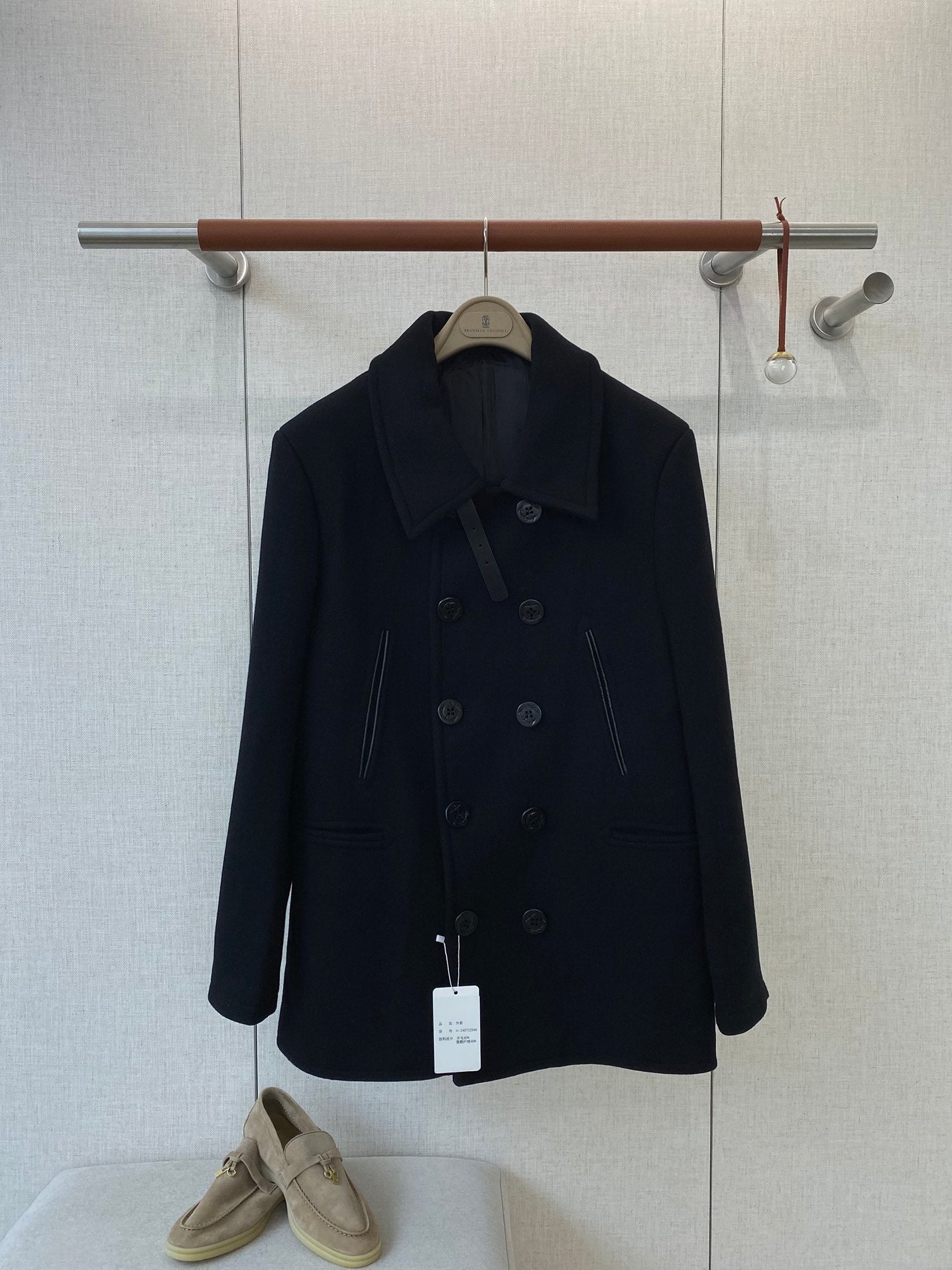 Loro Piana Schwarzer Herren Mantel mit zweireihiger Knopfleiste und Schlitztaschen