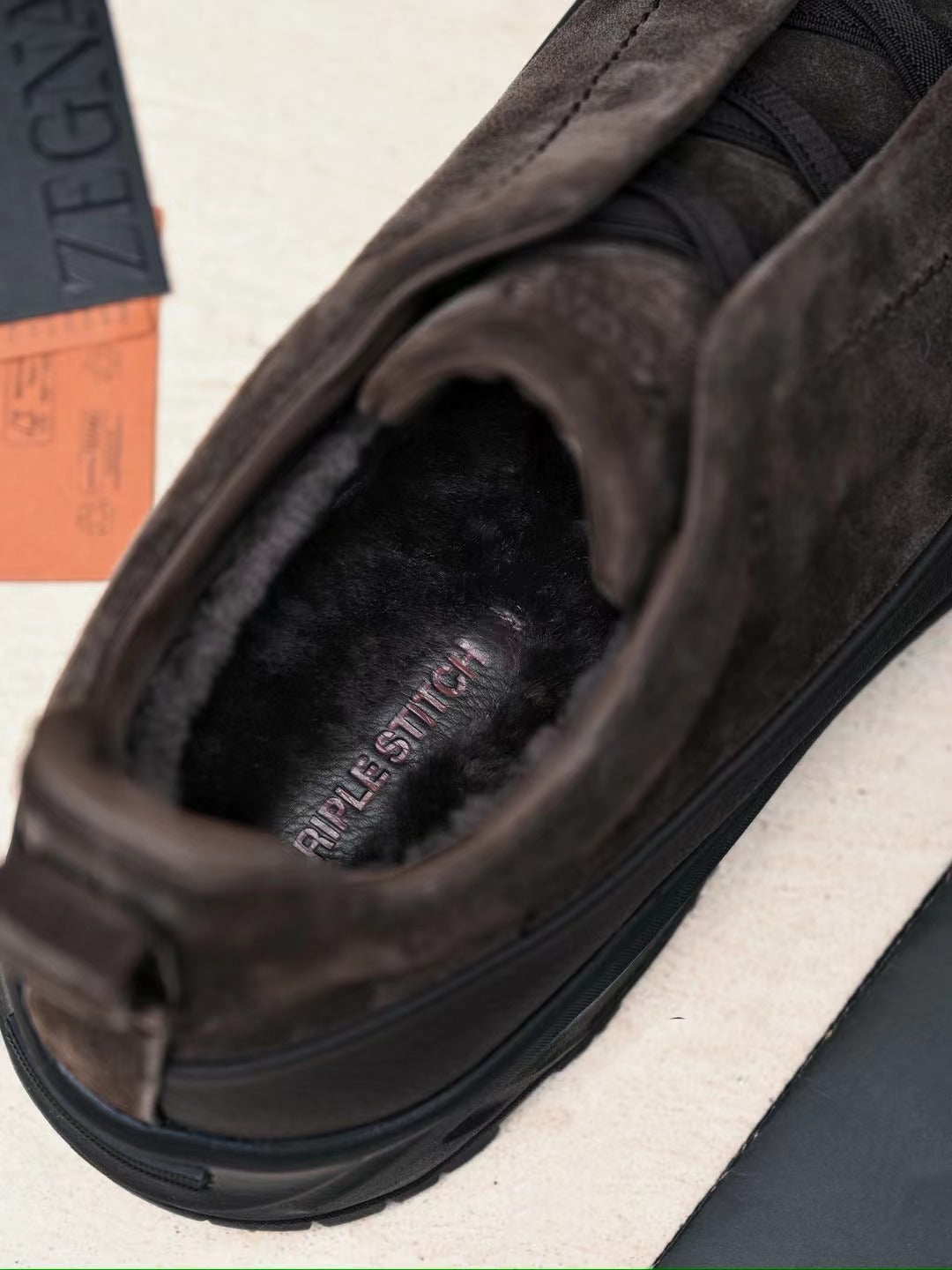 ZEGNA Hybrid-Sneaker in Dunkelbraun – Veloursleder-Optik & robuste Trail-Sohle