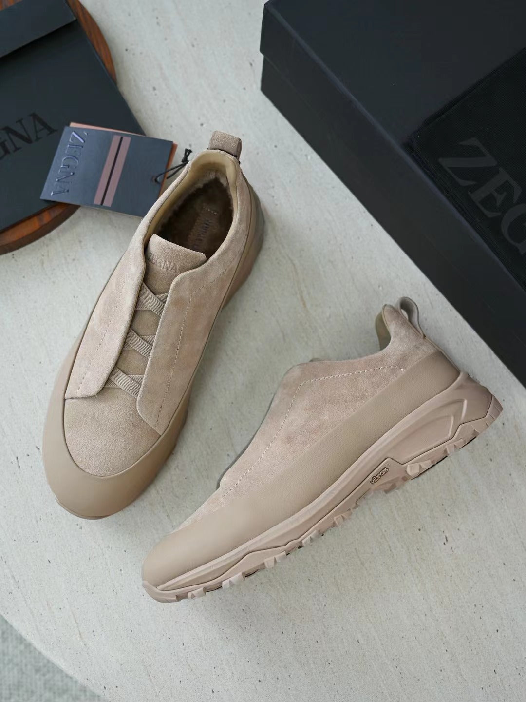 ZEGNA Hybrid-Sneaker in Beige – Robust & Premium Veloursleder-Optik