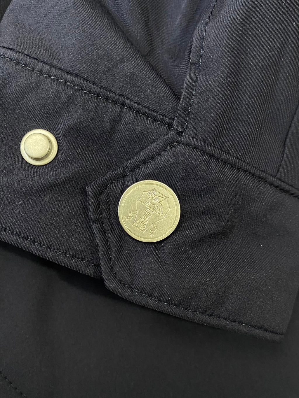 Brunello Cucinelli Herrenjacke mit Kapuze – Navyblaues Luxusdesign für Herbst & Winter