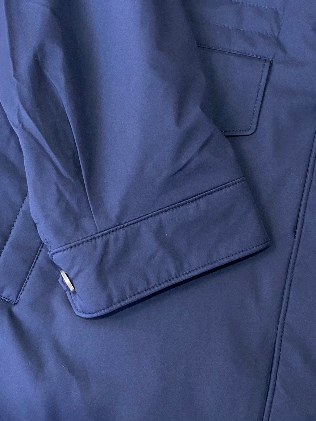 Brunello Cucinelli Herrenjacke mit Kapuze – Navyblaues Luxusdesign für Herbst & Winter