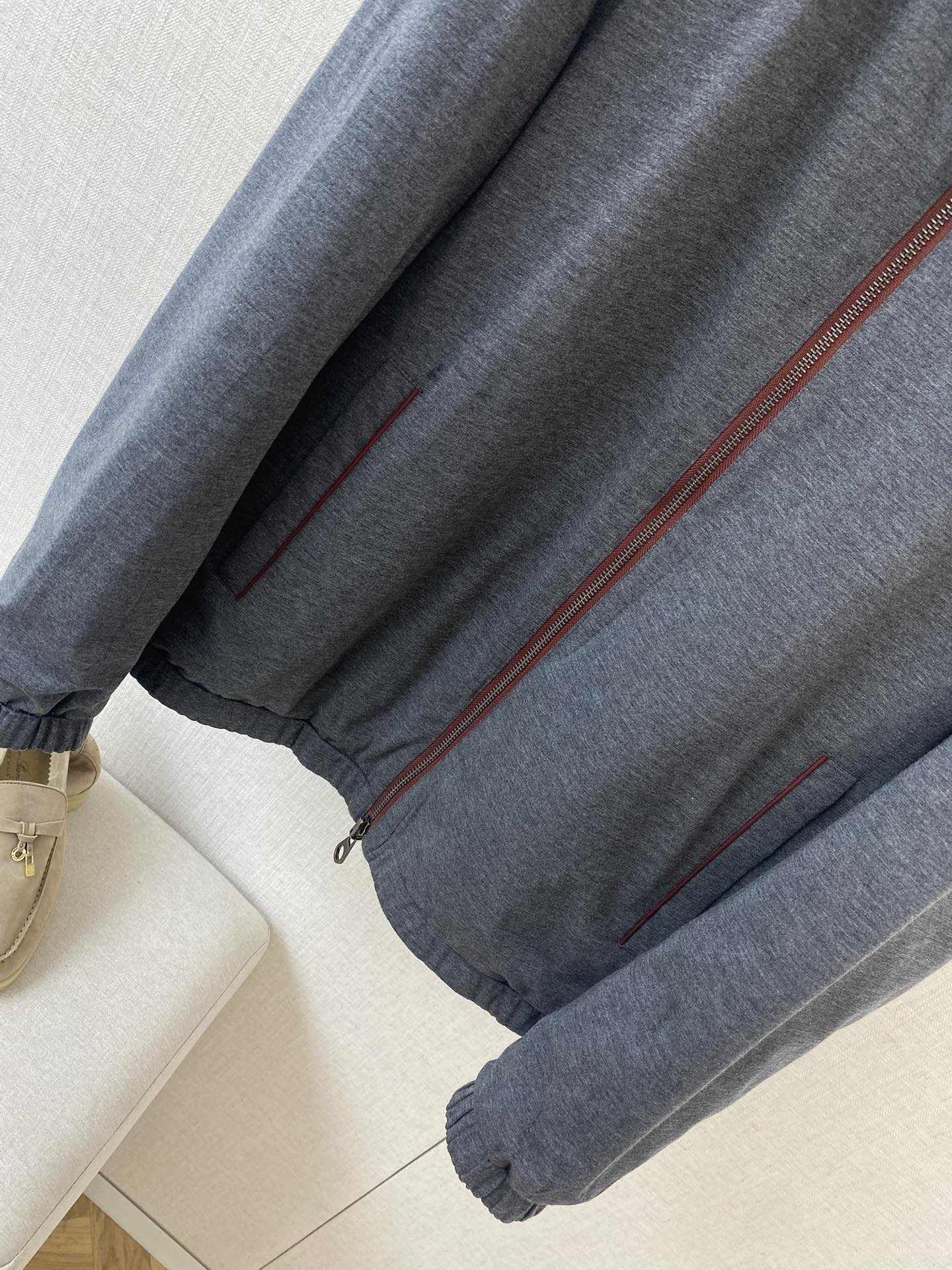 Brunello Cucinelli Herren Leichtjacke in Bordeaux