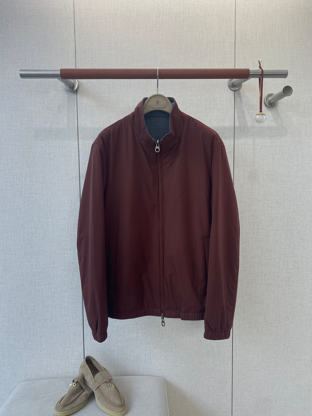 Brunello Cucinelli Herren Leichtjacke in Bordeaux