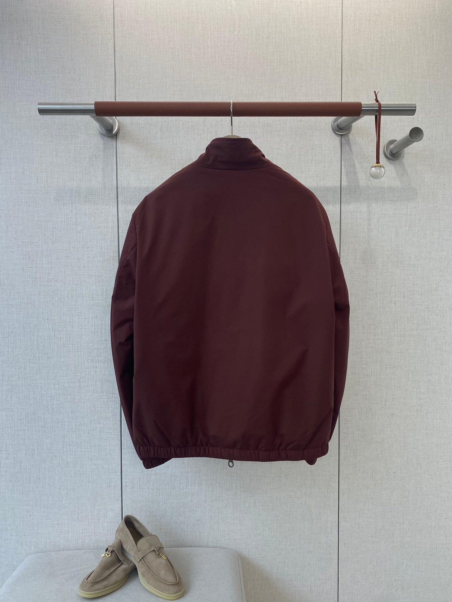 Brunello Cucinelli Herren Leichtjacke in Bordeaux