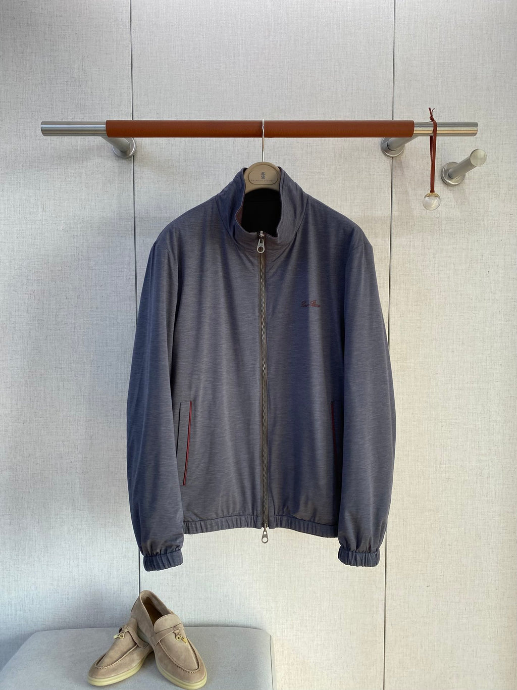 Brunello Cucinelli Herren Leichtjacke in Grau – Elegante Übergangsjacke