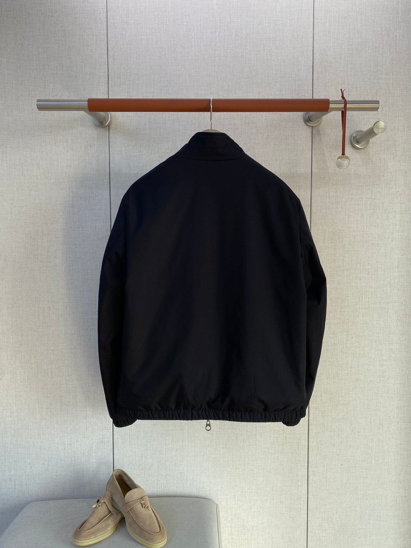 Loro Piana Herren Jacke in Dunkelgrau mit Doppelreissverschluss und Stehkragen