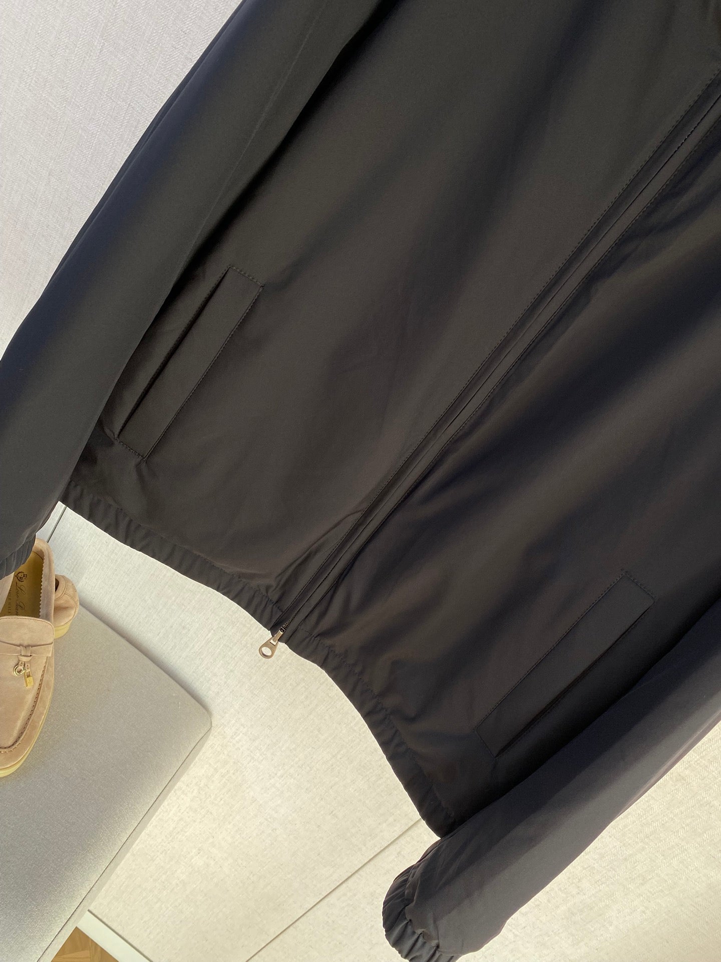 Loro Piana Herren Jacke in Dunkelgrau mit Doppelreissverschluss und Stehkragen