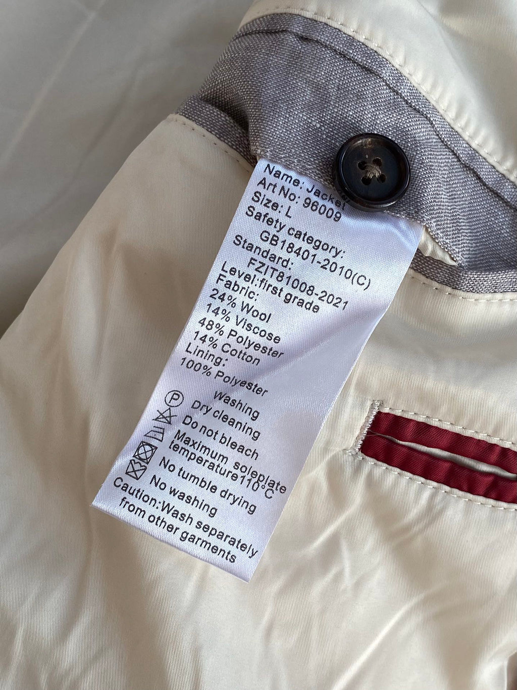 Brunello Cucinelli Jacke In Braun Mit Stehkragen, Warmem Innenfutter und Reißverschluss