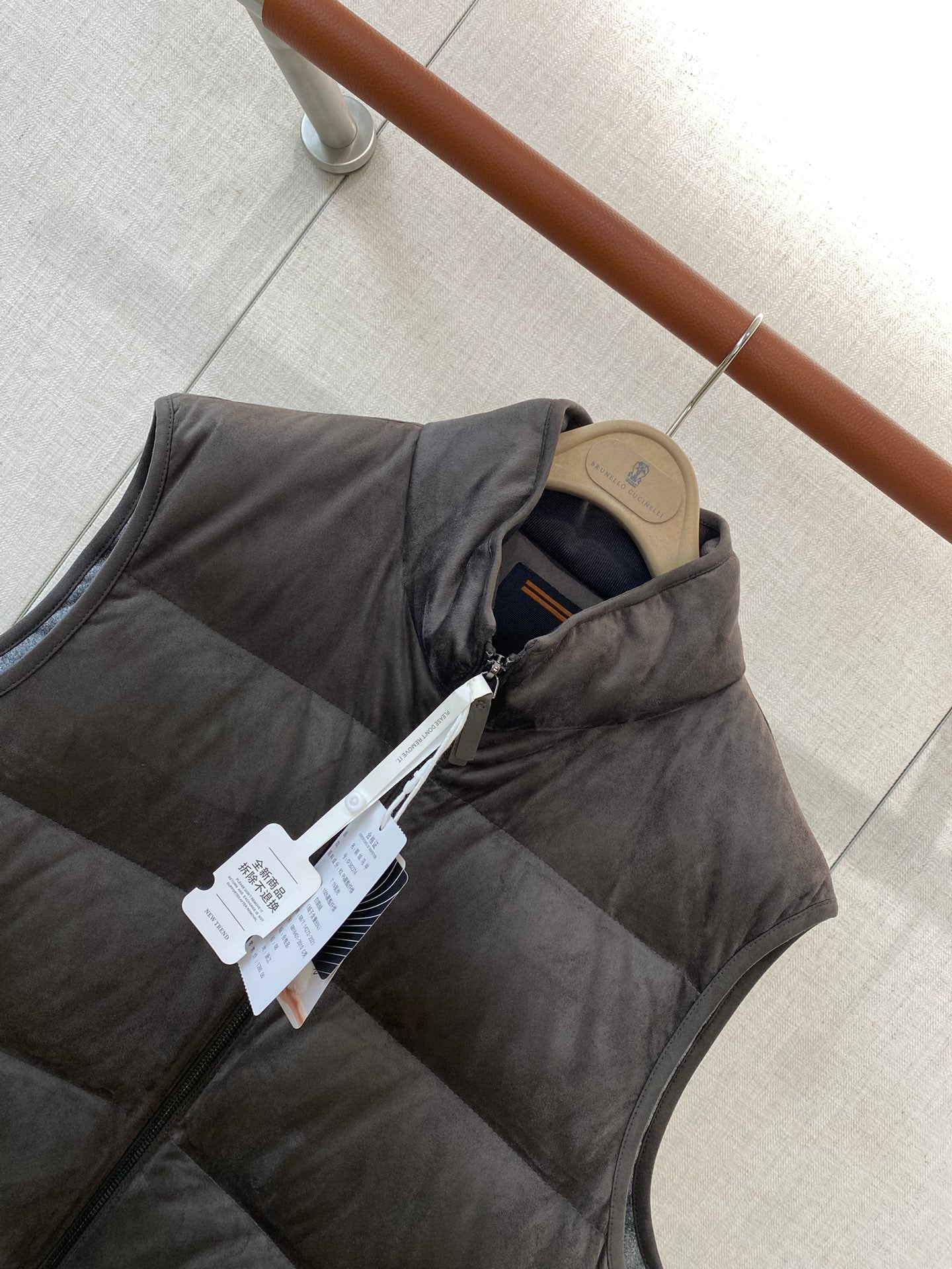 ZEGNA Herren-Daunenweste mit Zipper und Stehkragen Anthrazit