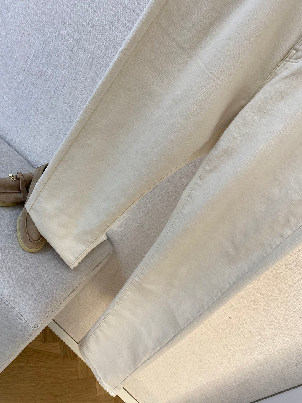 Brunello Cucinelli Weiße Jeans – Klassische Passform