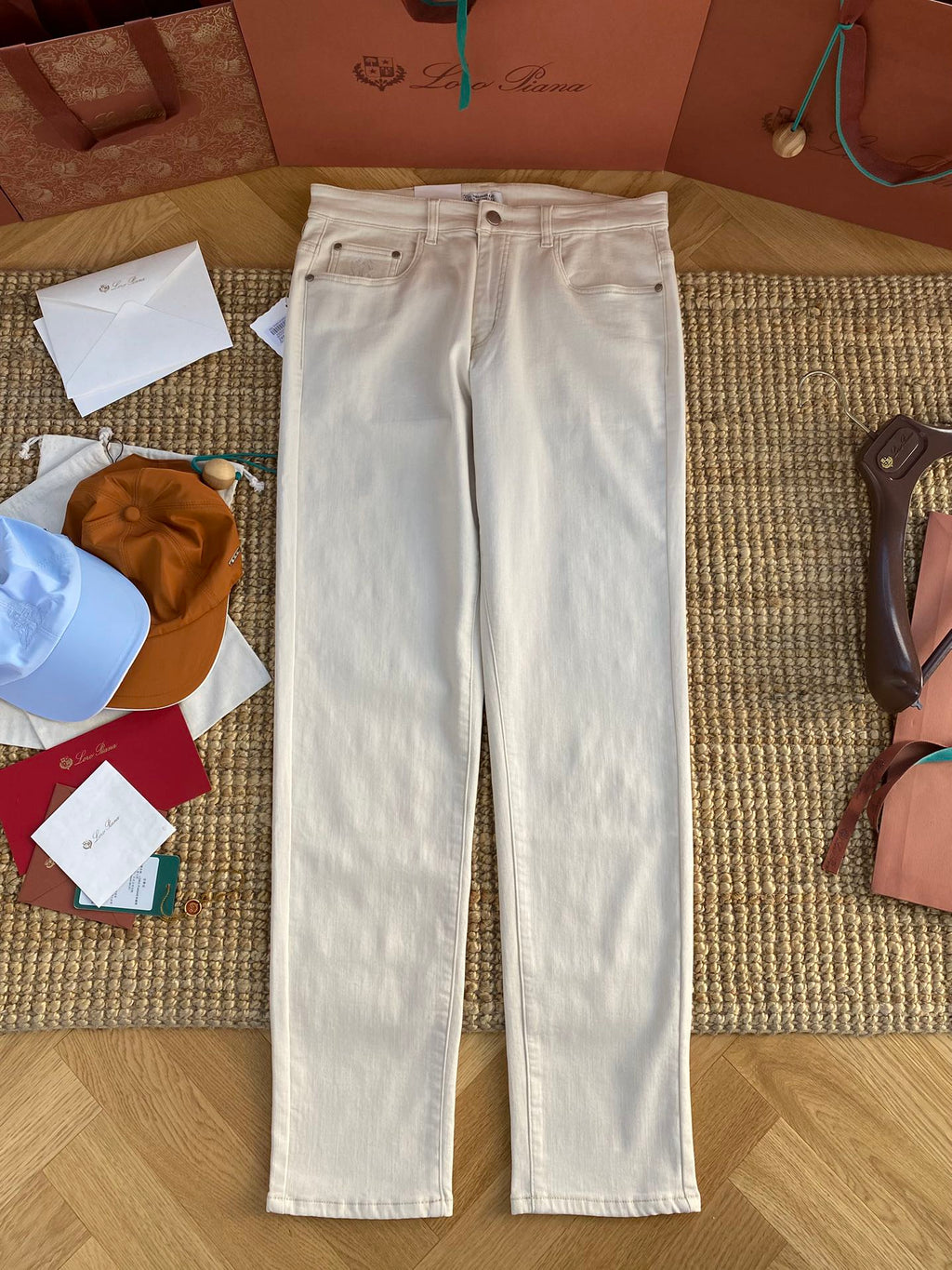 Brunello Cucinelli Weiße Jeans – Klassische Passform