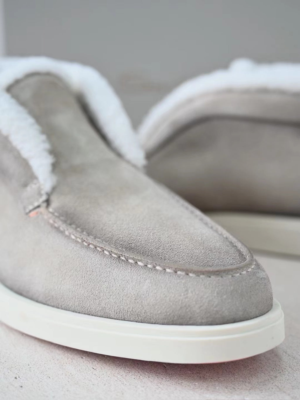 Santoni Herren Mokassin-Boots aus Veloursleder mit Lammfellfutter