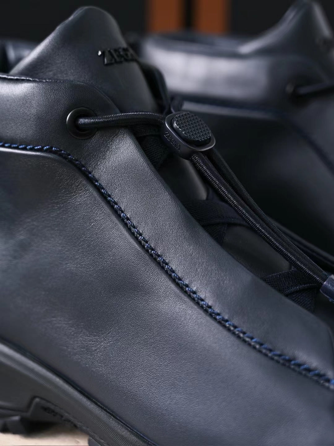 Zegna Herren Wanderboots aus schwarzem Glattleder mit Vibram-Sohle und Front-Zipper