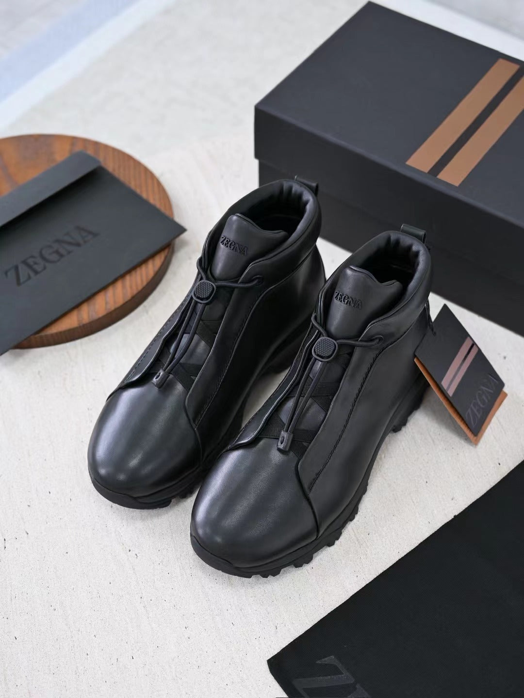 Zegna Herren Wanderboots Aus Schwarzem Glattleder mit Vibram-Sohle und Front-Zipper
