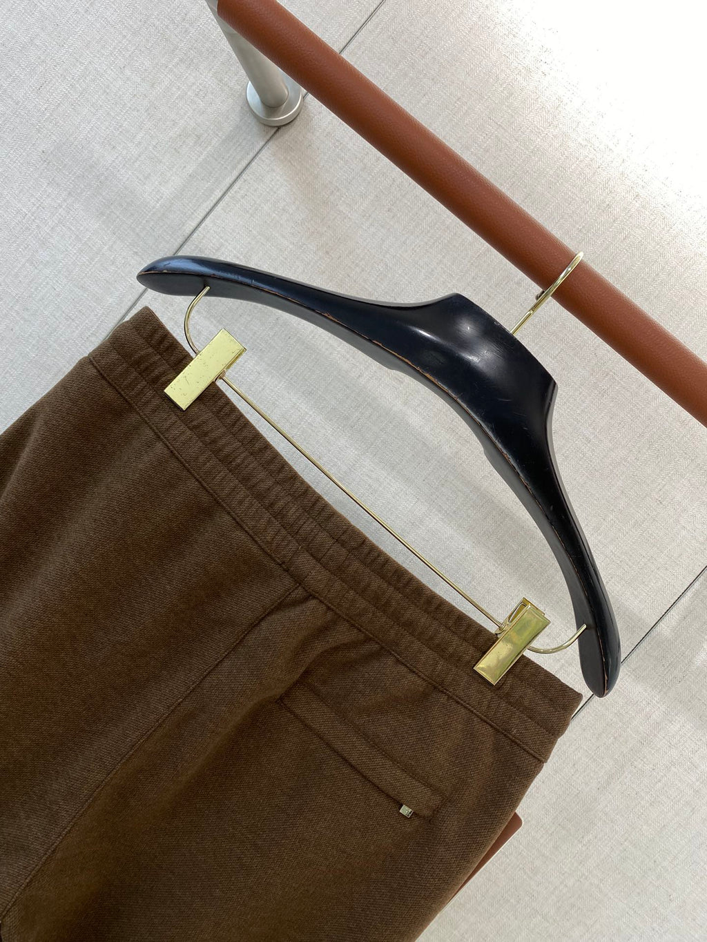 Loro Piana Braune Herren Sweatpants mit Kordelzug und Sticklogo