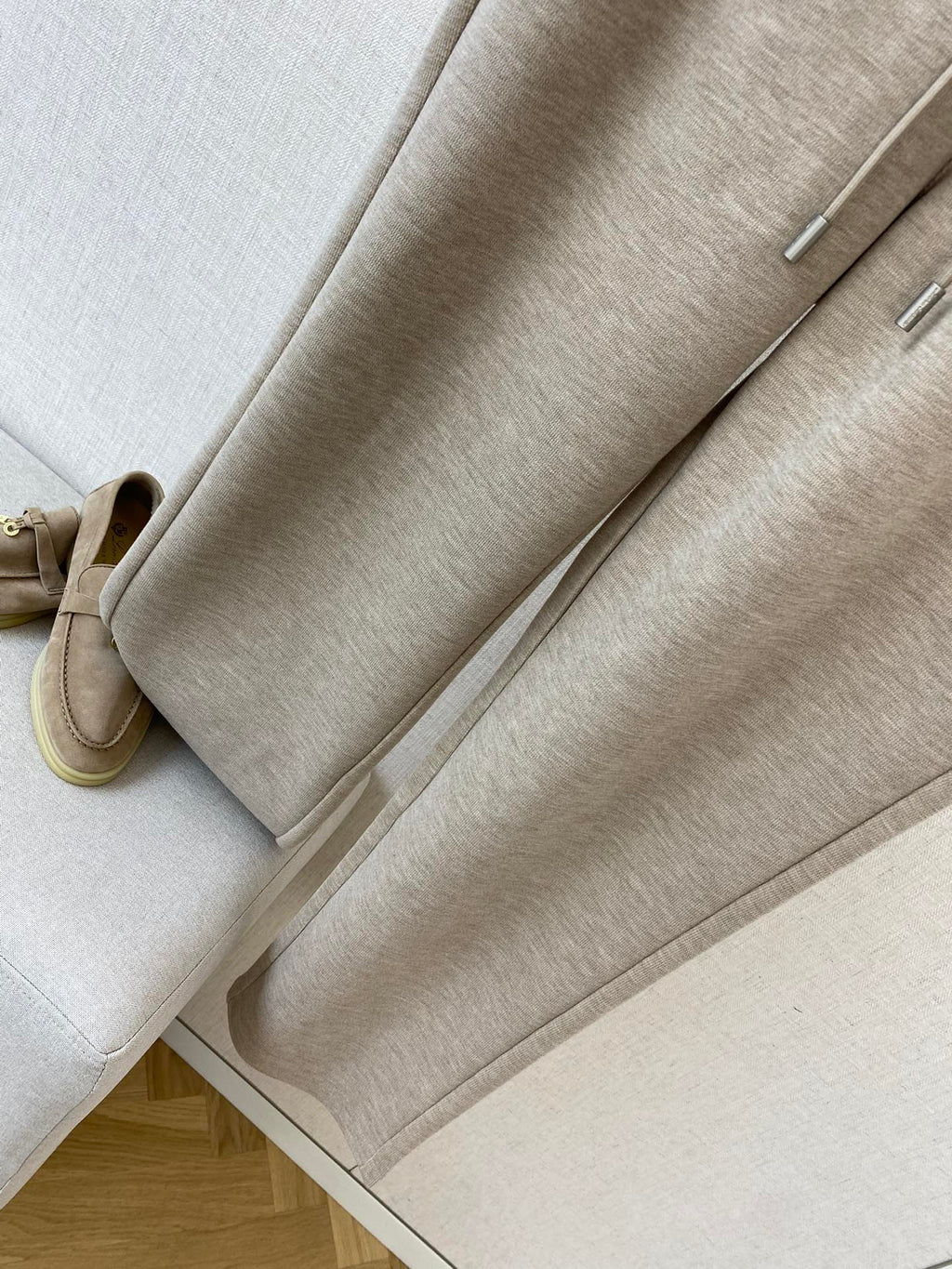 Loro Piana Beige Herren Sweatpants mit Kordelzug und Seitentaschen