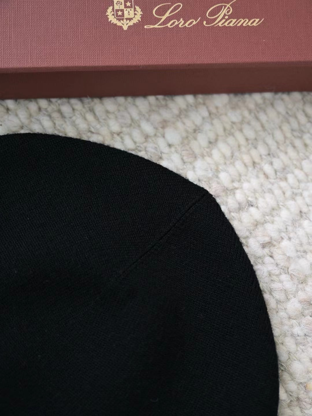 Loro Piana The Gift of Kings® Feinstrick-Mütze in Schwarz