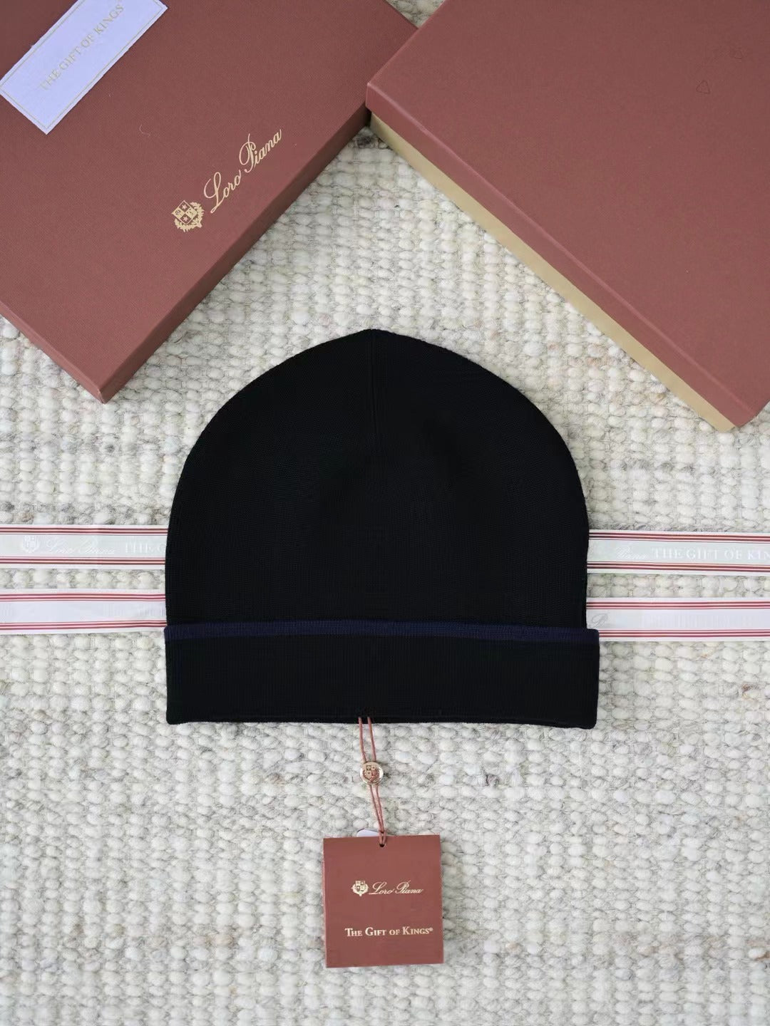 Loro Piana The Gift of Kings® Feinstrick-Mütze in Schwarz